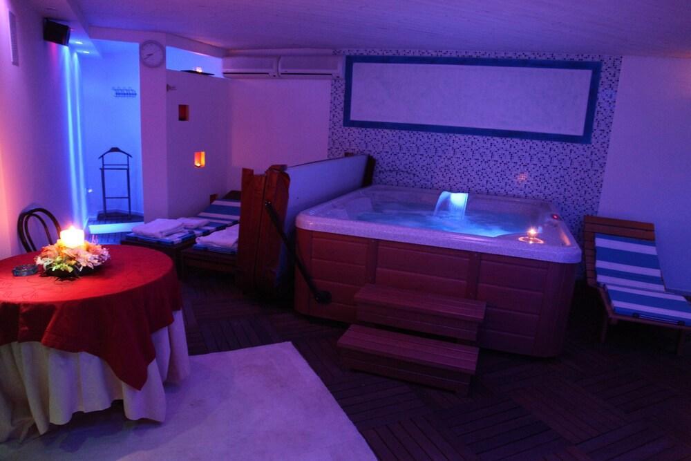 Sirena Boutique Hotel Gabicce Mare Zewnętrze zdjęcie